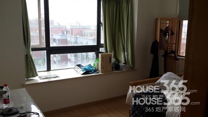 【【仙林大贺优质房源】 超值低价四房 精装 空