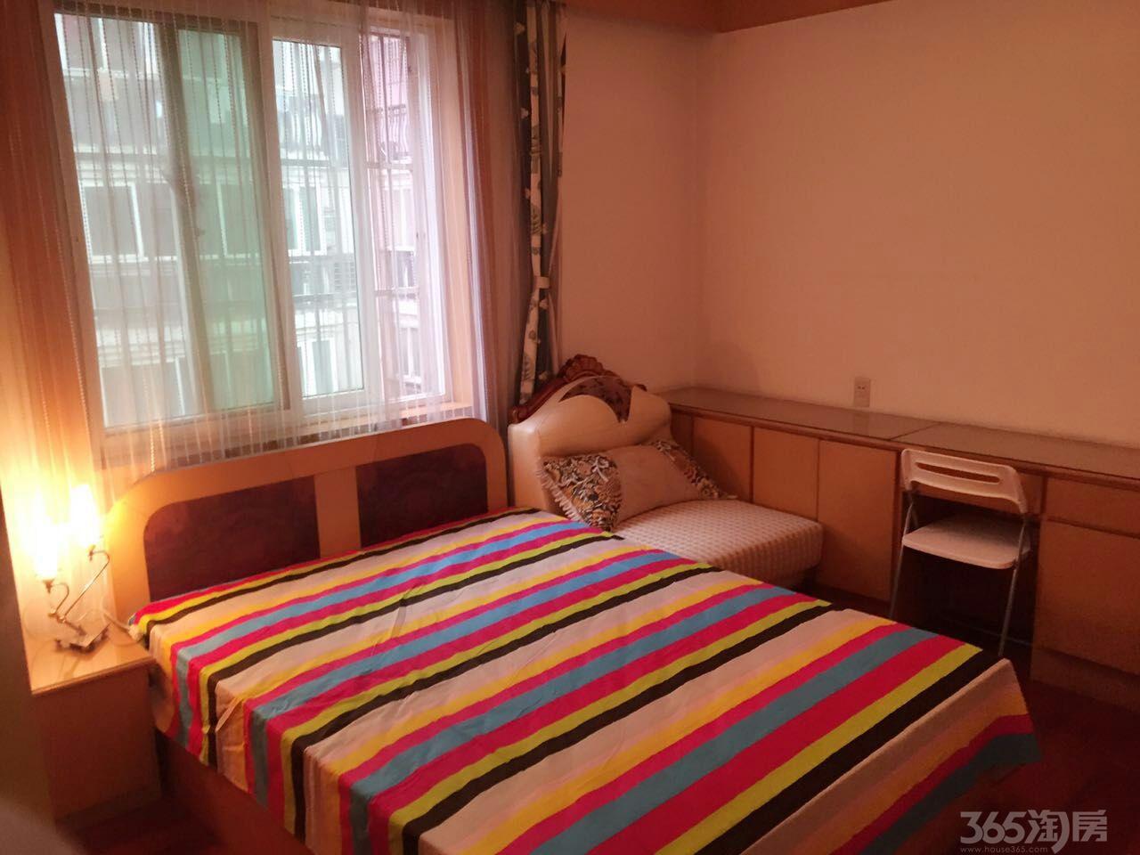 【屋托邦白领公寓 三山街地铁附近 升州路 家电