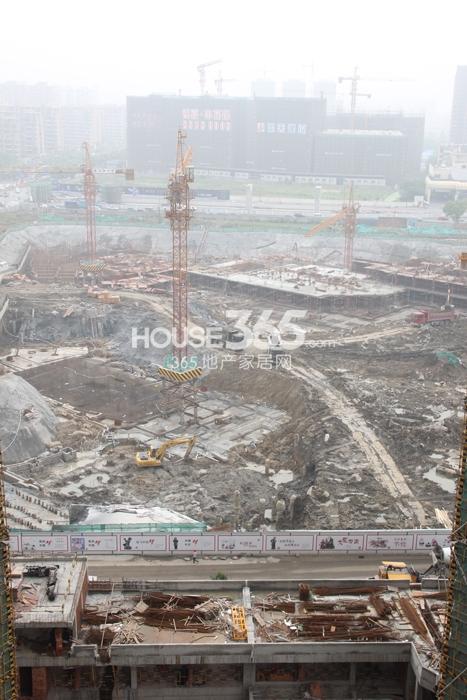 2015年5月雍景湾项目施工现场