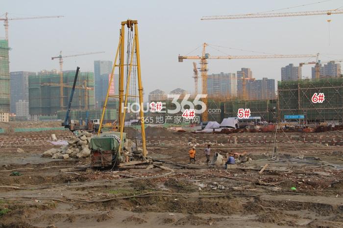 中国铁建江南国际城1、4、5、6号楼施工实景图 2015年5月摄